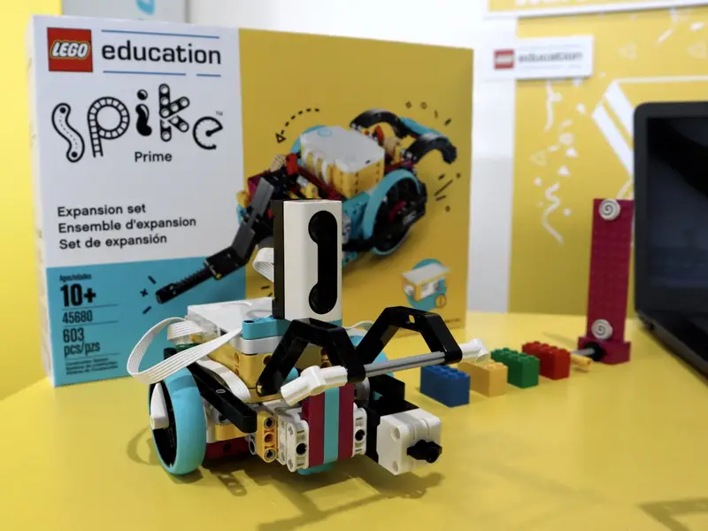 LEGO Spike Prime và ngôn ngữ Scratch